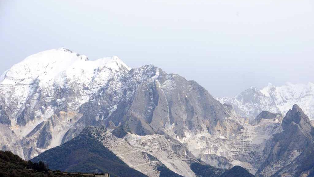 Cave Apuane, Rossi: i crinali sopra i 1200 metri saranno tutelati