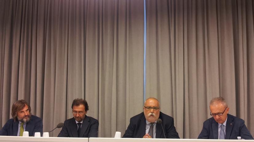 Aeroporti, voli sopra Prato dal 2019