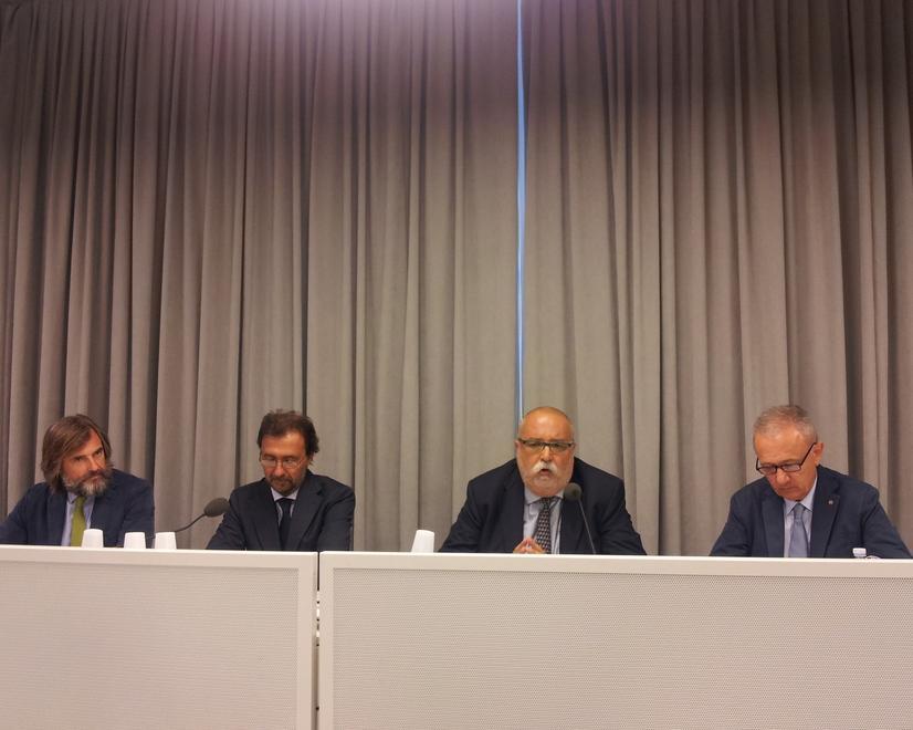 Aeroporti: si apre l’ipotesi della fusione tra i due scali di Pisa e Firenze 