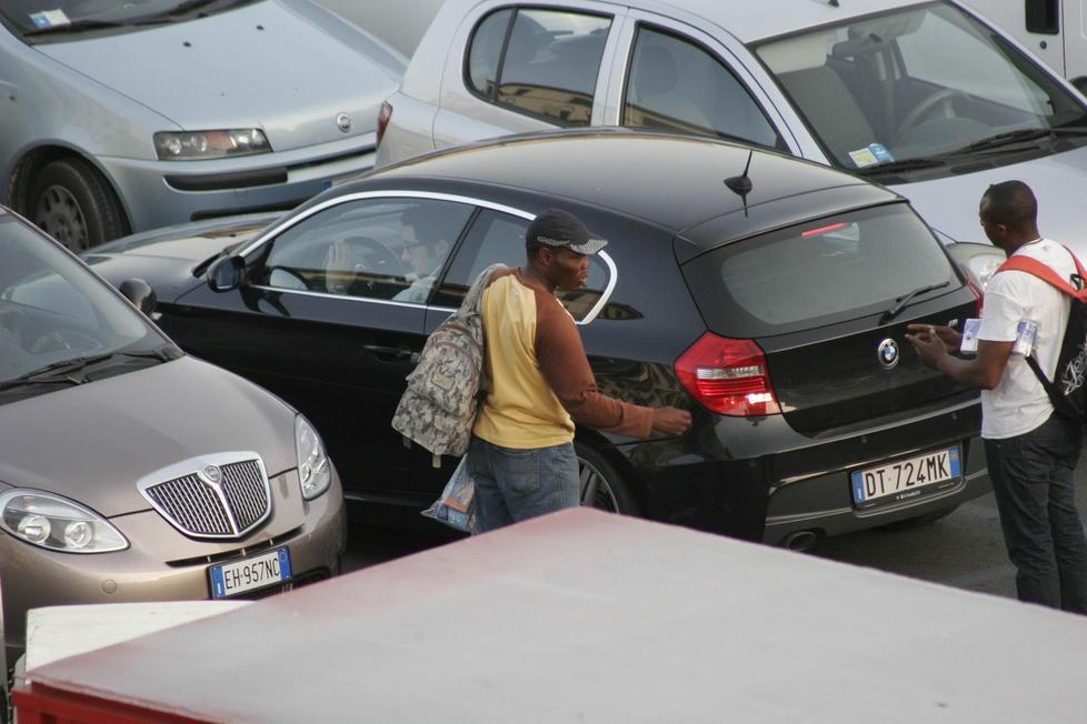 Parcheggiatori abusivi, il vicesindaco Faggi tiene il punto 