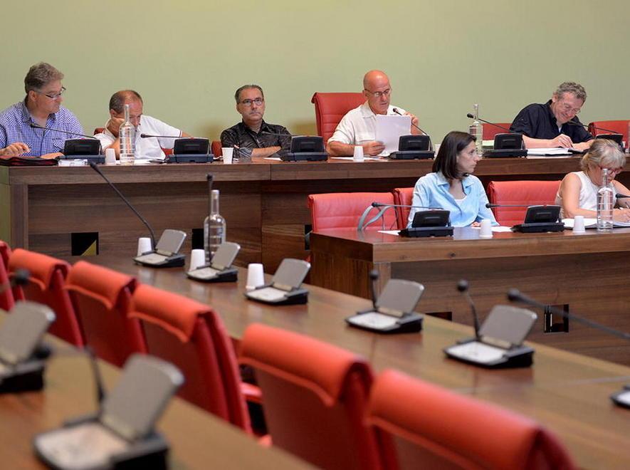 L’opposizione diserta il consiglio 
