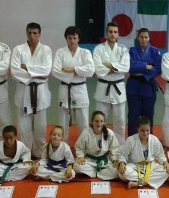 Tante cinture di tutti i colori per i ragazzi di Orbetello