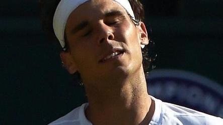 Wimbledon, la caduta degli dei: fuori Nadal e la Sharapova