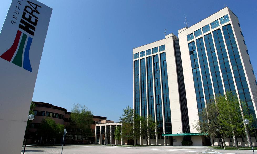 Restano le partecipazioni con azioni Unicredit ed Hera