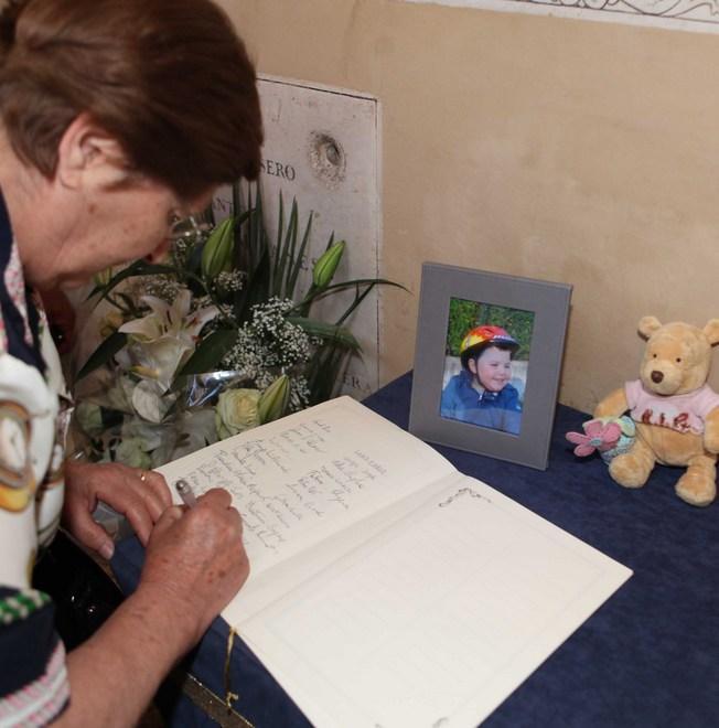 Tutto il paese si è fermato per l’addio a Salvatore 