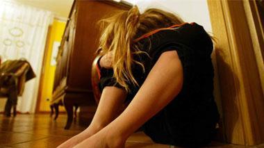 Presa a testate e violentata: condannato