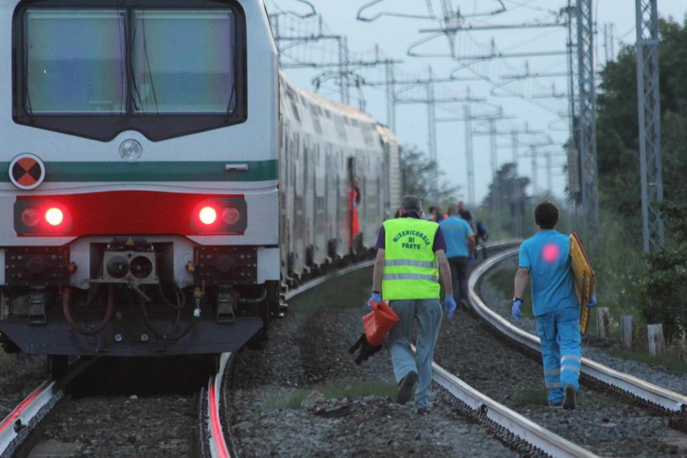 È un pratese di 57 anni l’uomo travolto dal treno a Borgonuovo 