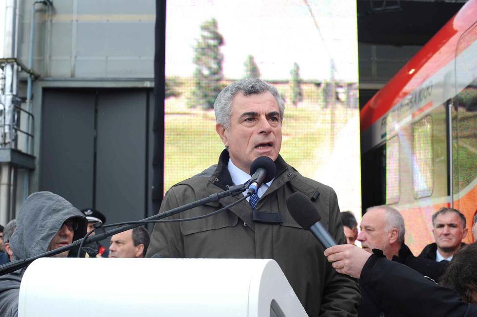 Finmeccanica: entro luglio le offerte per AnsaldoBreda 