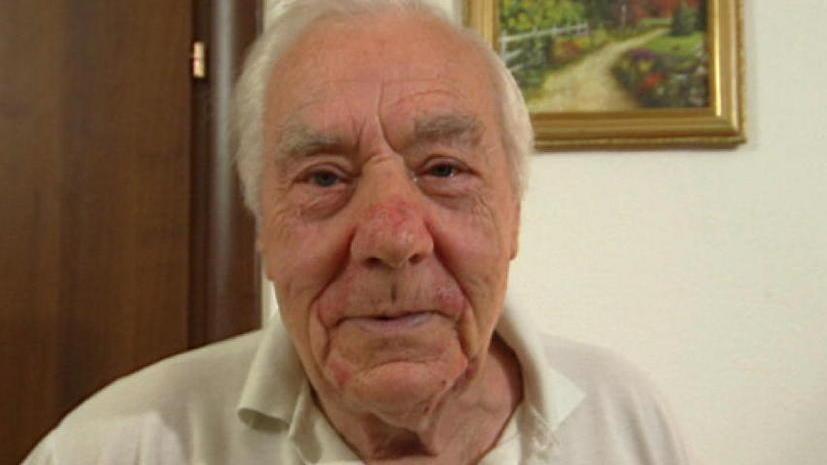 Ladri senza cuore: rubano la pensione e anche i disegni della nipote