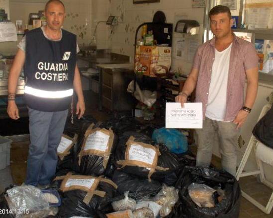 La Guardia Costiera sequestra oltre 600 chili di pesce 