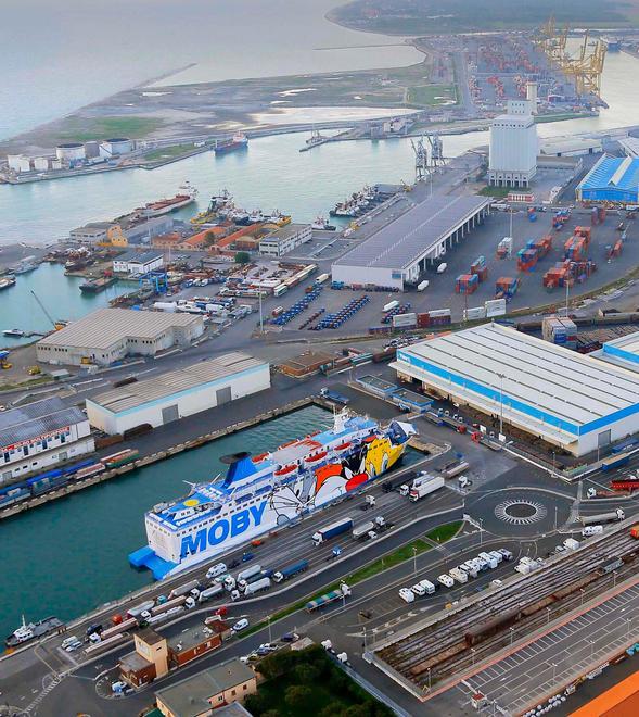 Il made in Italy del megastore cinese potrebbe passare dal porto di Livorno