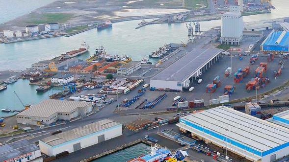 Il made in Italy del megastore cinese potrebbe passare dal porto di Livorno