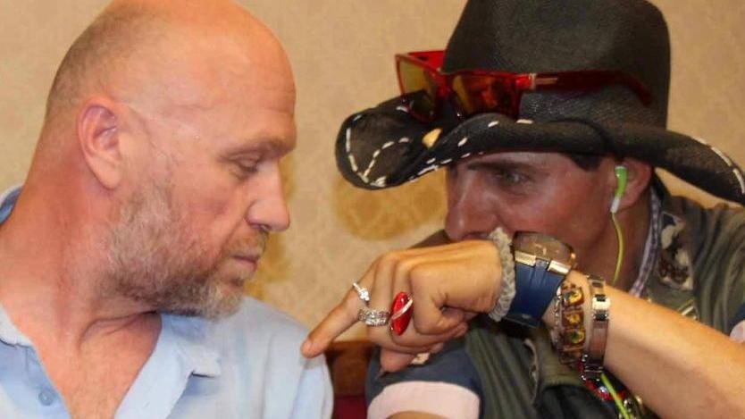 Poker di gaffe e intoppi nella settimana più lunga del nuovo sindaco
