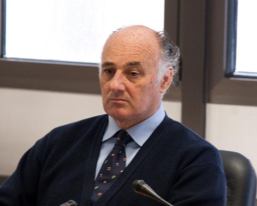 Sanità, se ne occupi il Parlamento 
