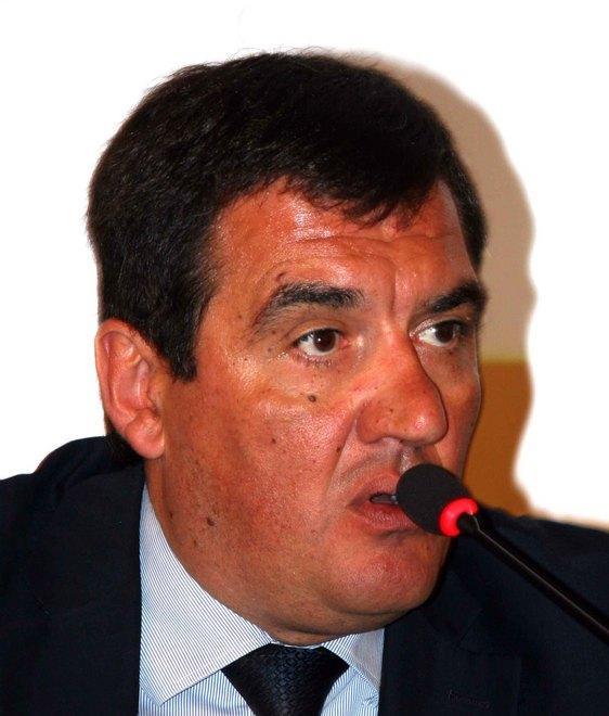 Regole sui banchetti, Calò vuole rivederle