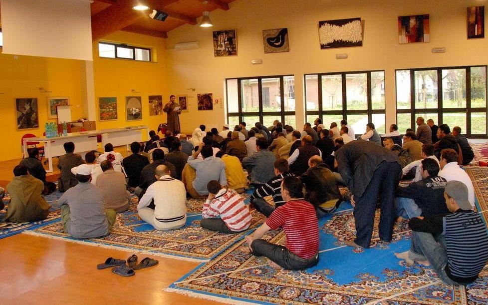 Una moschea nella zona della stazione 
