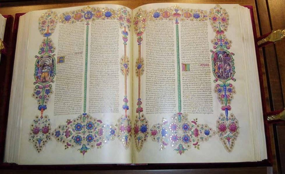 La Bibbia di Borso d’Este va in trasferta “blindata” 