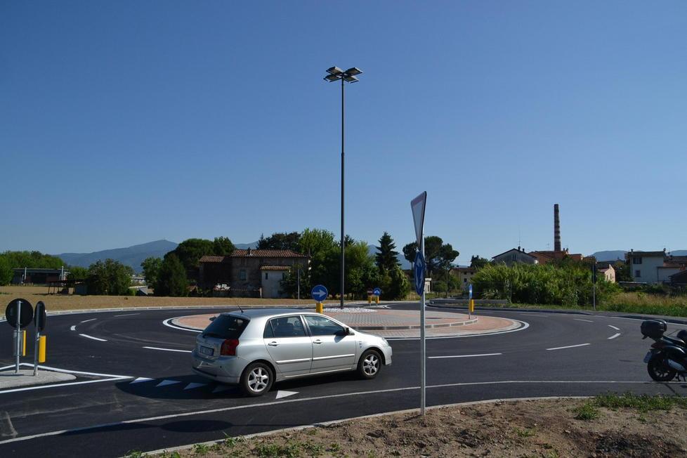 In funzione all’Acquacalda la nuova rotatoria 