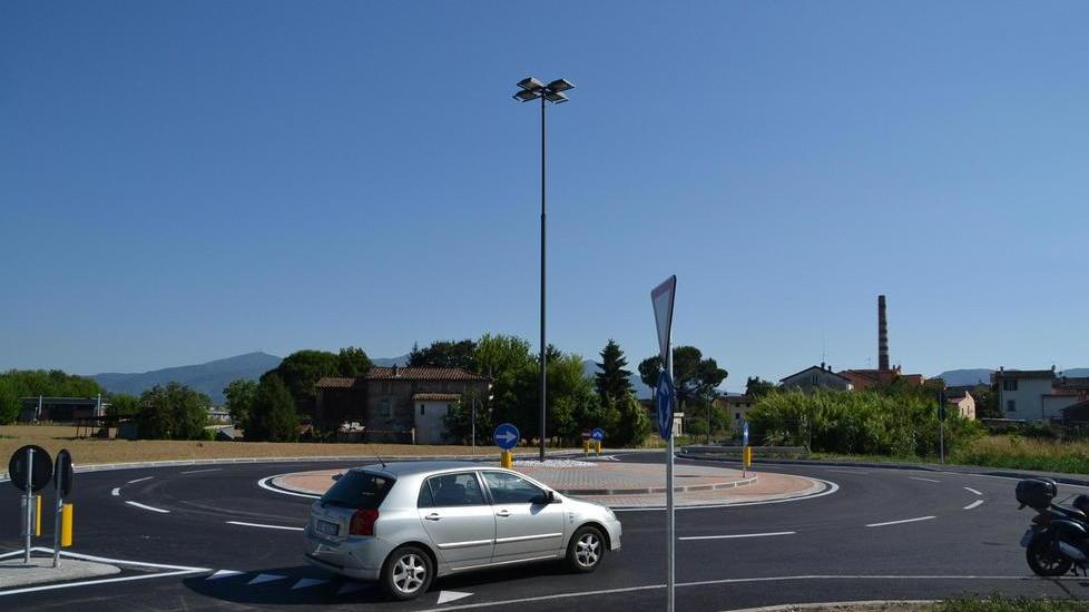 In funzione all’Acquacalda la nuova rotatoria