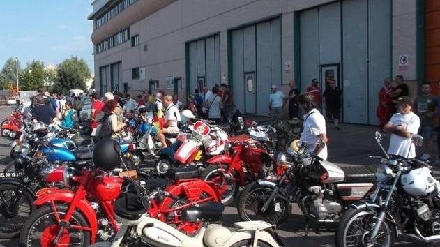 Raduno di auto e moto d’epoca all’Asm