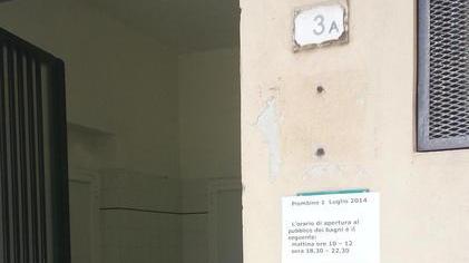 Bagni pubblici a orario ridotto