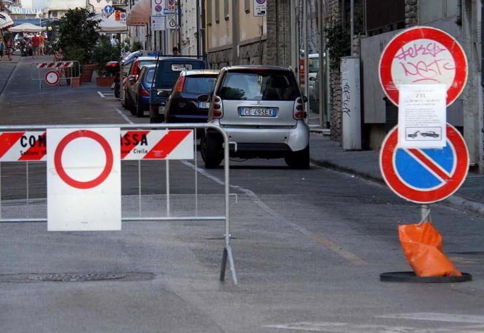 Parte domani la Ztl estiva centro pedonale dalle 19 
