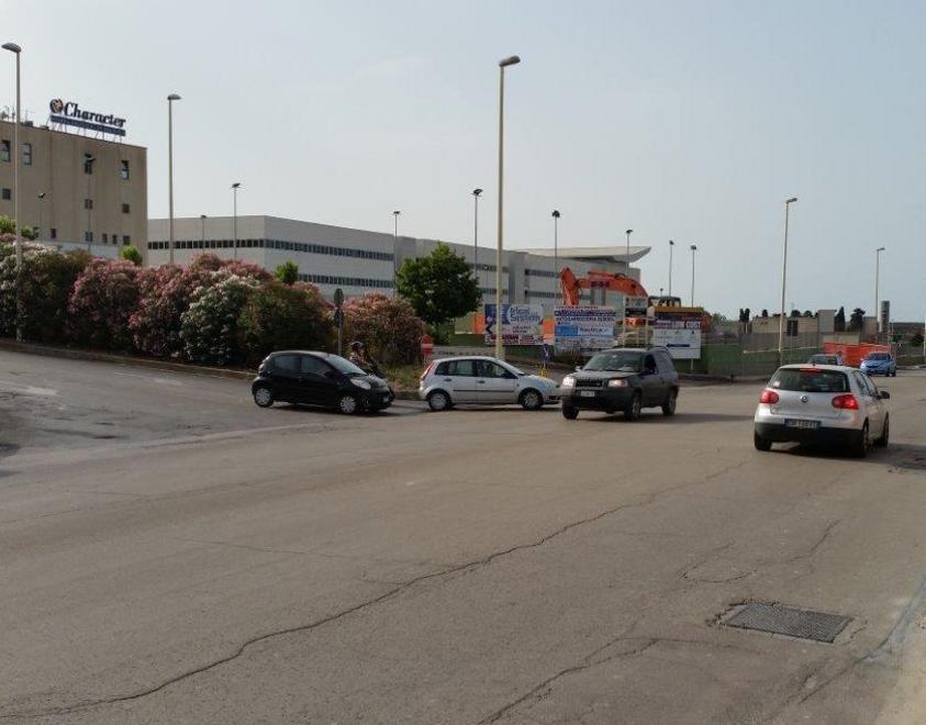 Una nuova rotatoria nella zona industriale
