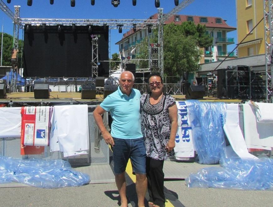 “Fisico&Politico” in tour Luca Carboni sul palco 