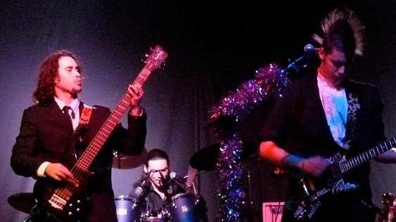 Con i Lubrification rock e hybrid-punk in dieci nuovi brani