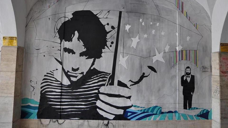 Un murale contro i vandali in galleria