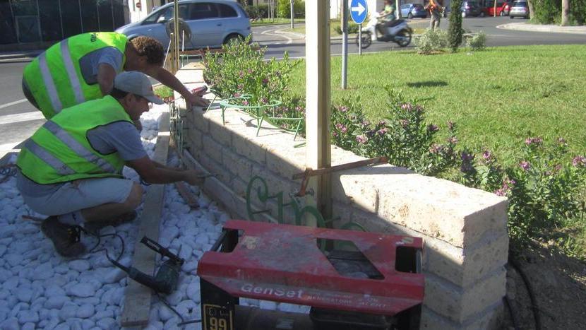 «Benvenuti a Cecina» Sistemate le rotatorie d’ingresso alla città