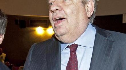 E se Camilli rimane con una piccola quota dentro al Grifone?