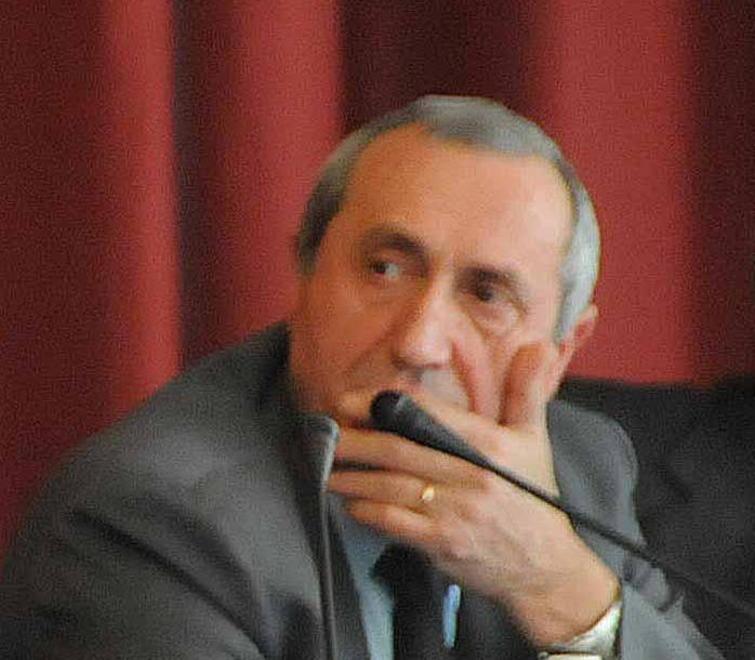 «I cittadini pagano la vostra incapacità amministrativa» 