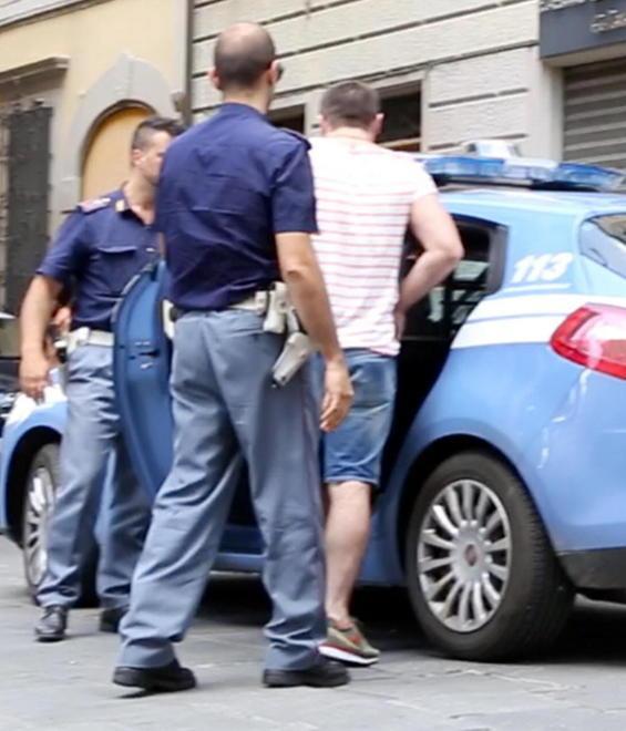 Disobbedisce al Gip: «Volevo le sigarette»