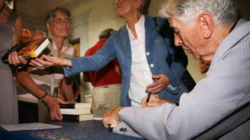 Anteprime a rilento e il sindaco annuncia «Tornerà in centro»