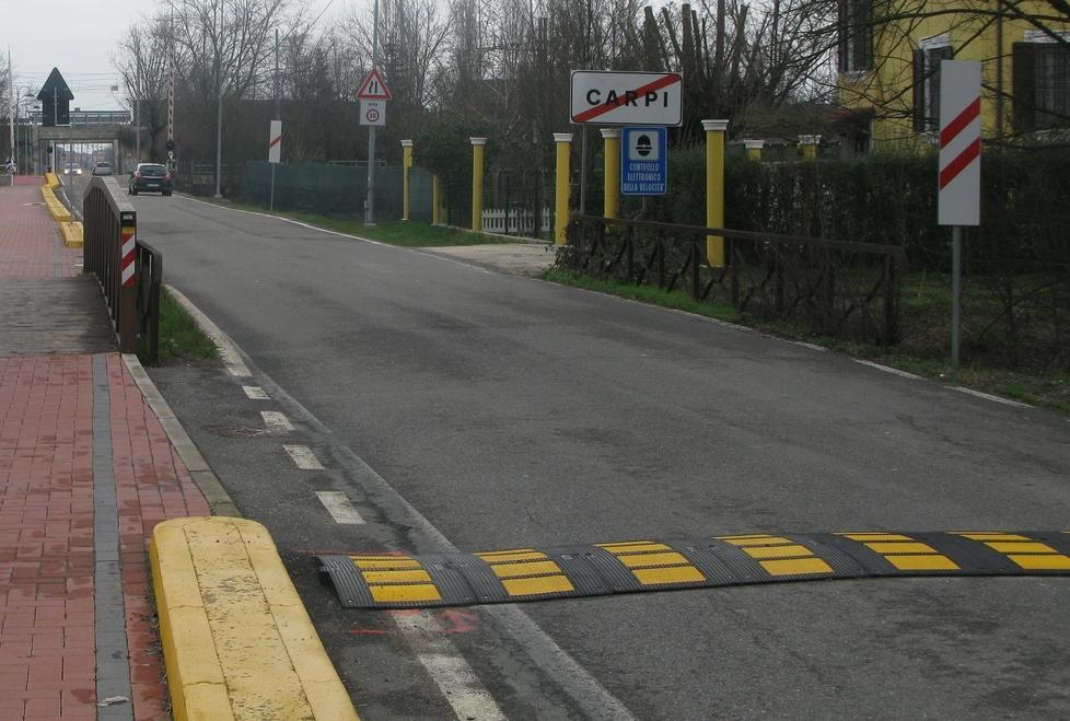 «Dossi da ridurre e i vigili urbani siano più presenti»