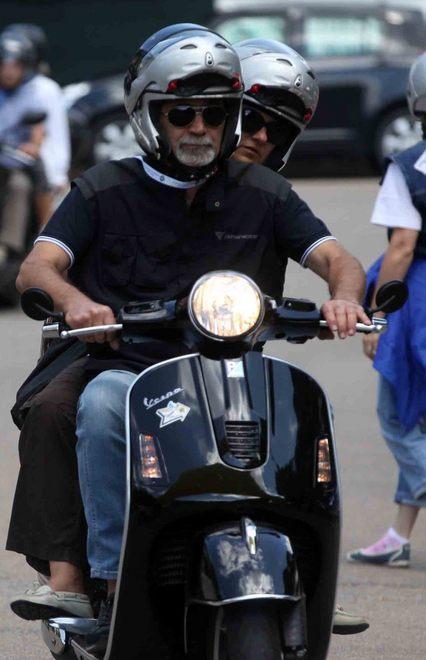 Oggi la “rievocazione storica” in Vespa