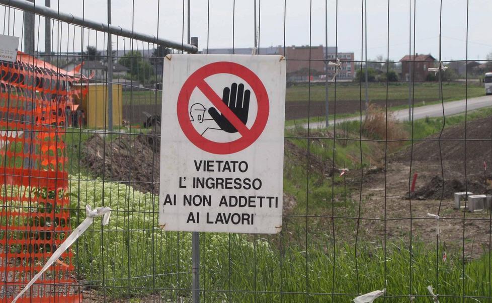 Oltre la metà dei cantieri è irregolare