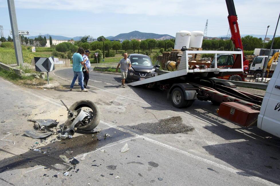 Scontro sull’Aurelia nord, traffico in tilt per ore