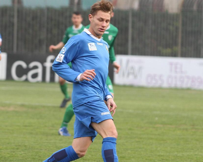 Il centrocampista Matteo Cavagna ha rinnovato per tre anni 