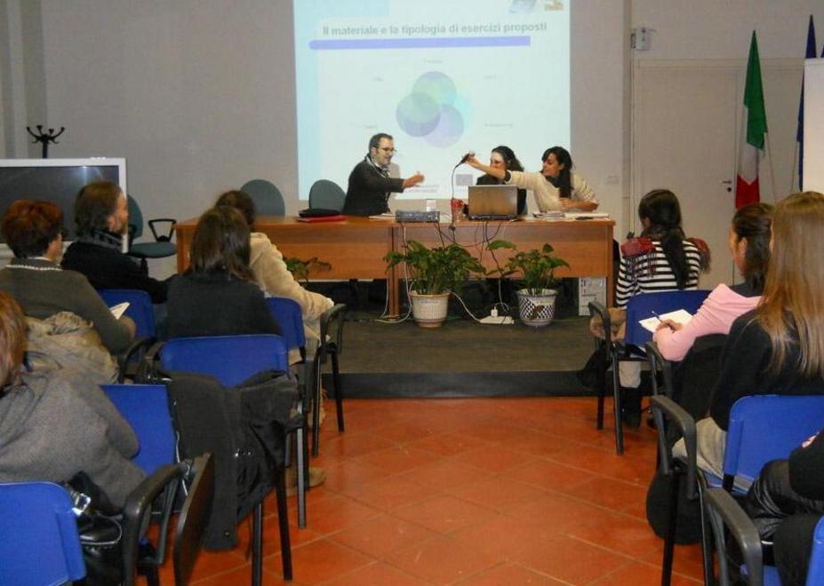 Laurea riposta nel cassetto per fare i corsi di pelletteria 