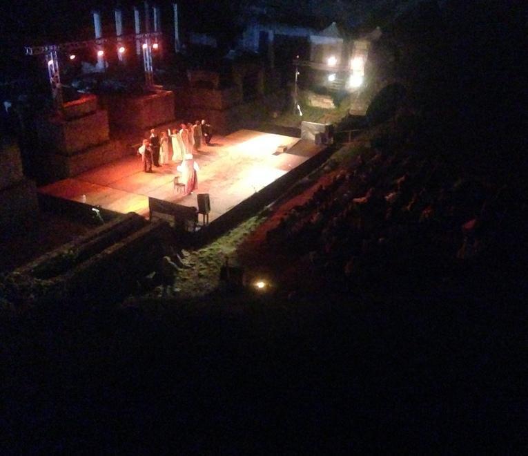 Dopo duemila anni rivive il teatro romano 