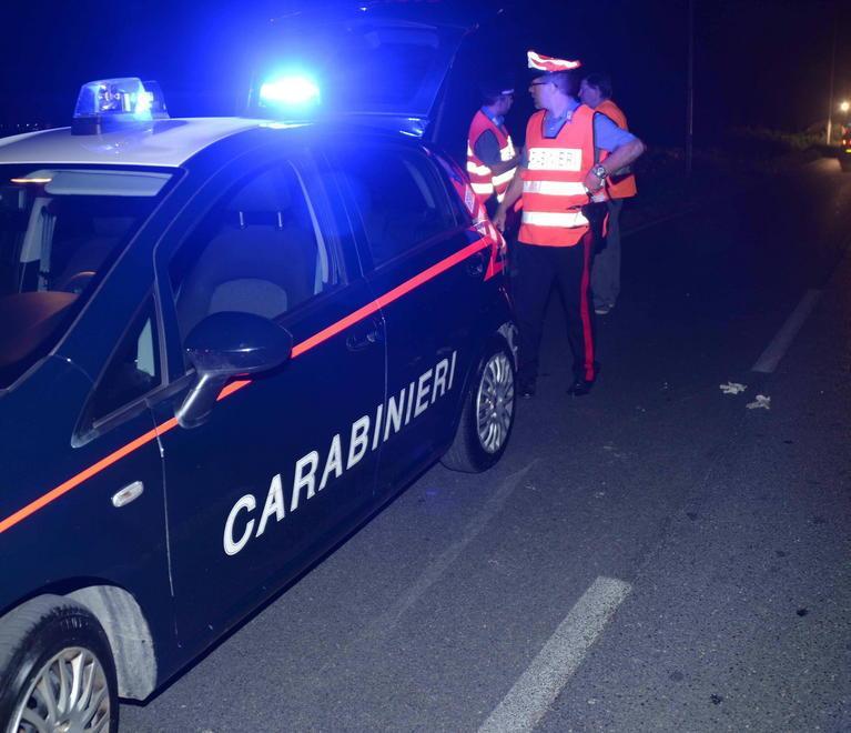 Si schianta contro un palo centauro finisce in coma 