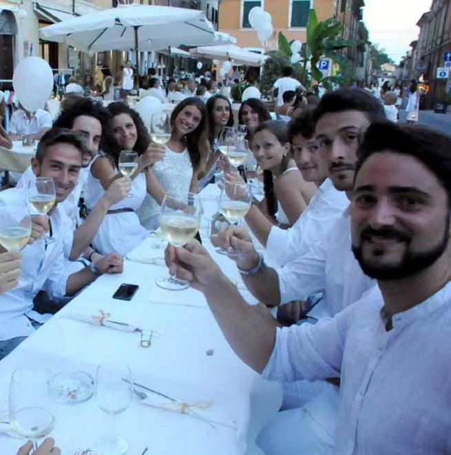 Notte in bianco, locali da tutto esaurito 