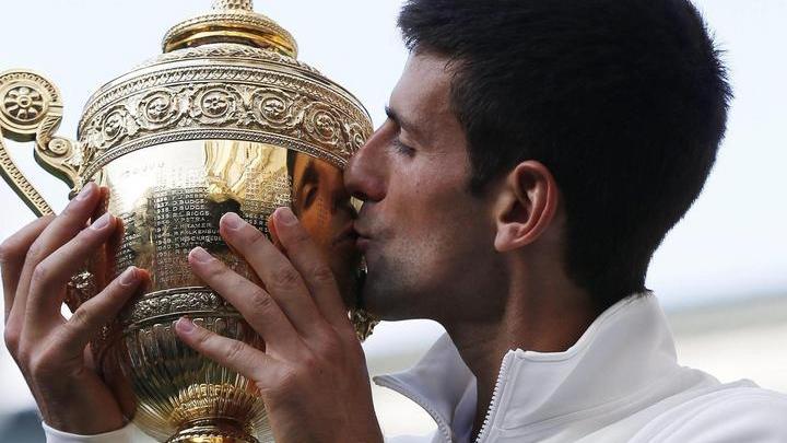 Finale da urlo, Djokovic abbatte Federer