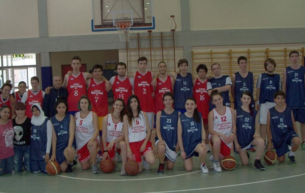 Il Liceo Canossa due volte sul gradino più alto 