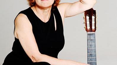 La chitarra della Galeazzi celebra Giovanna Daffini