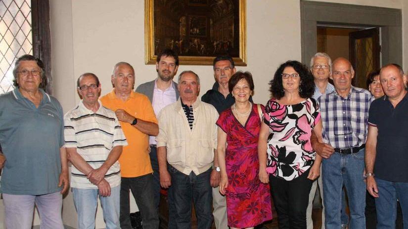 Pergamene ai nonni che hanno collaborato agli orti didattici
