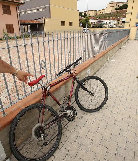 Inseguito e preso ladro-rapinatore la polizia gli dava la caccia da 4 giorni 