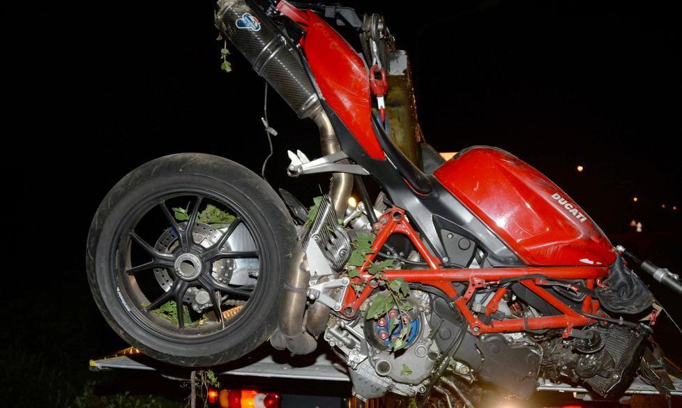 La resa del motociclista dopo una notte di agonia 